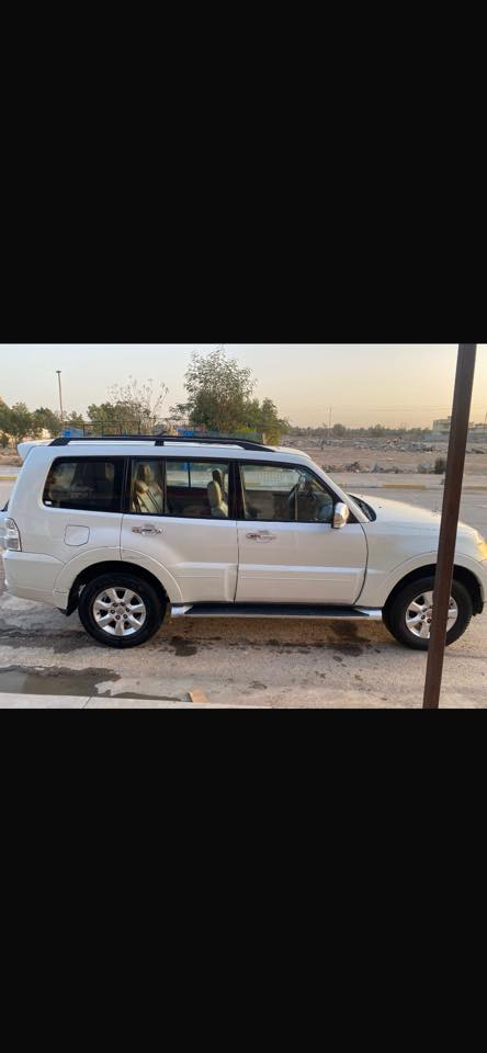 سلام عليكم باجيرو حبتور فول مواصفات 2010 محرك كير كفاله والكشر كدامك البنيد مبدل فقط بغداد سنويه 29 جاهزه للاستفسار اتصل ودلل ***********
