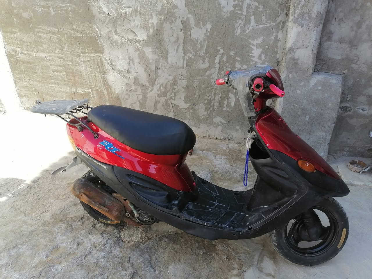 سلام عليكم دراجة بيجي فحل دراجة  جاهزة نكرة سلف نهضة تشك الكاع شك مكينة ناعمة  كهربئيات كلة شغالة  مكان الرميثة السعر 300 وبية مجال بسيط للاستفسار *********** بي وتساب
