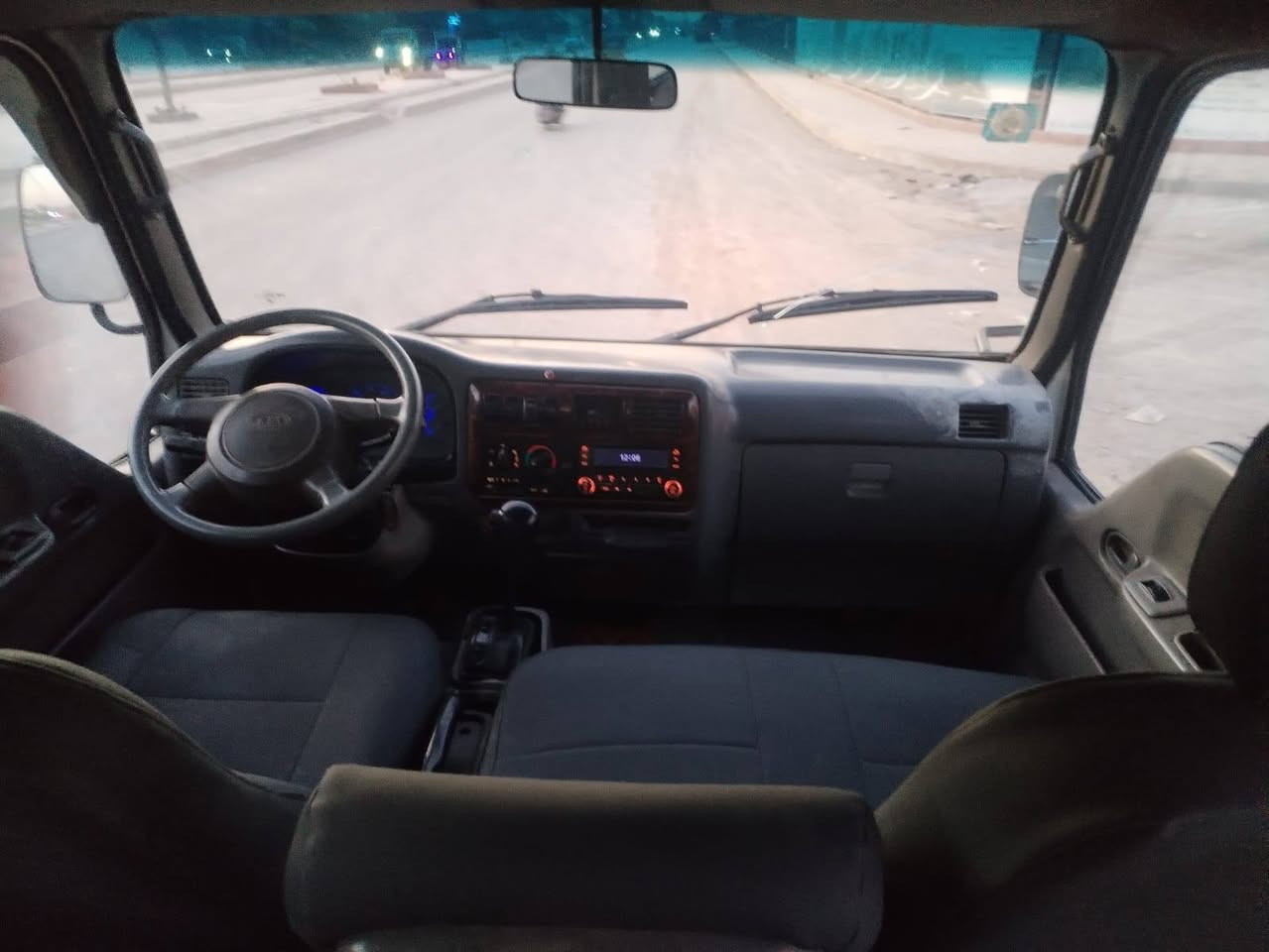 سلام عليكم.  كيه البيع فنتيره.  دبل قماره.  اوتوماتيك. مديل 98 رقم بغداد.   صبق بكانات فقط.    مكينه وكير واكسن وشاصي كفاله.   كهربائيات شغاله.  تخم تاير جديد.  دواخل حلوه.  صدر امامي وخلفي جديد.    تحويل مباشر.   بدي طويل 5جنكال  سياره مال جناي  السعر 73وبيهه مجال الطيبين.   الستفسار علا رقم الهاتف ‏‪***********‬‏ المكان بغداد
