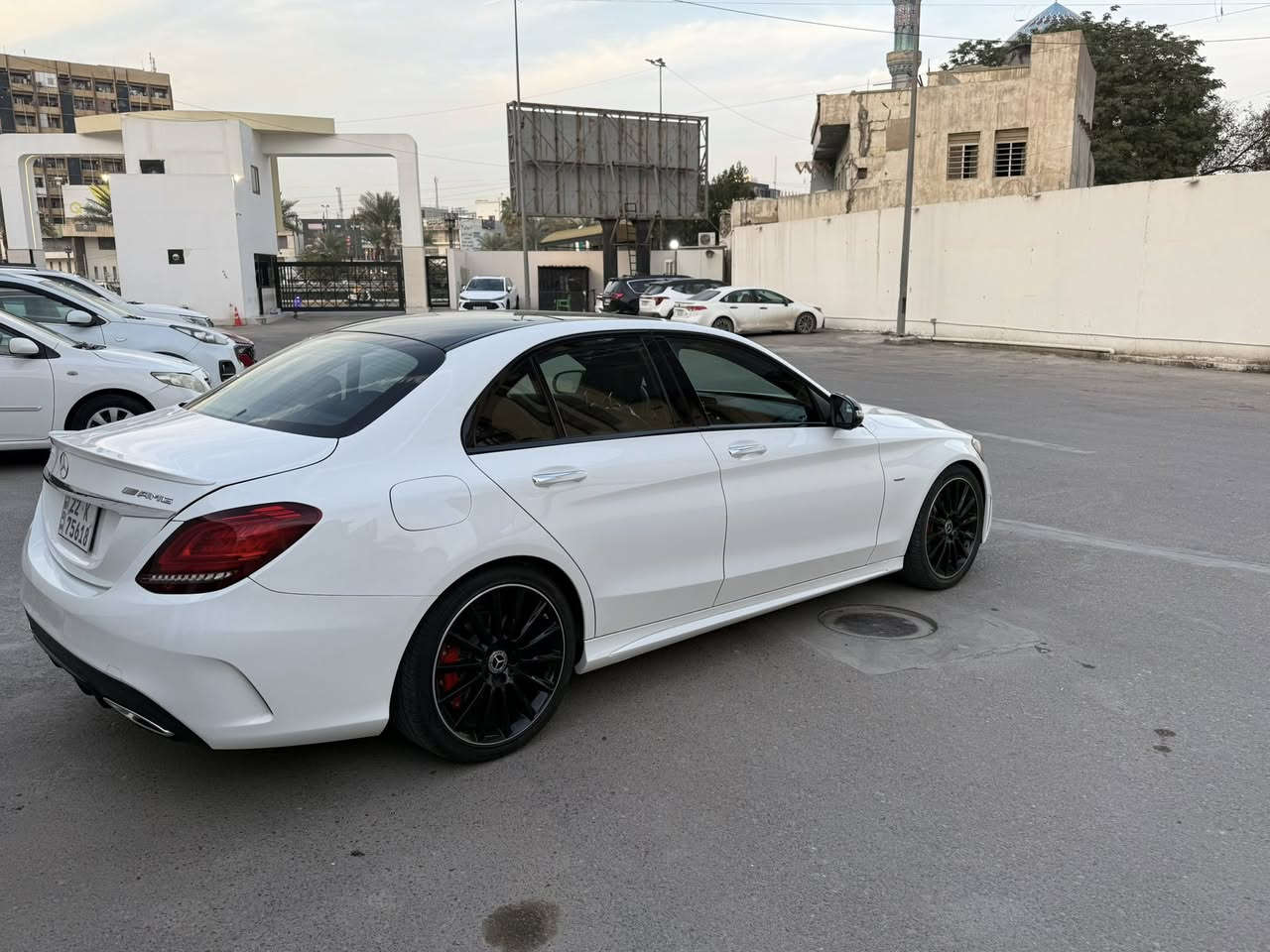 مرسيدس C300 2021 kit amg ابيض

هيكل (AMG)بلادي شركة.

النسخة الرياضية 

السيارة جديدة جداً جداً بحالة الشركة بعدها 

مكفولة كَير مكينة صدر بدي شخط مابيها 

فقط ضرر امريكا قطعة وحدة باب خلف السائق ورصعة بالتحميل بالجاملغ الخلفي سويتها بارد  

بدون ايرباك بدون دواخل 

كلشي ممبدل بيها 

مغلفة ppf كامل 

فول مواصفات

المحرك//2.0لتر توربو -4سلندر

كشنات جلد

بانوراما  

شاشه كبيره

نظام ملاحة (Navigation)+(Car play)..

داخل صاج ملكي

داخل لدات(الوان)

كامره خلفيه دواره

سستم سماعات برومستر

كشنات  مقاعد جلد اسود  وشماوا ودشبول مطعم بالصاج 

كشنات كهرباء و كشنات الامامية تدفئة مع نظام خزن (ميموري

أنارة محيطية (64لون)

رادار امامي

رادار خلفي

نقطه عمياء

بصمة تشغيل

بصمة ابواب

صندوق كهرباء

لايتات ليد (٨عدسات)+بك لايت ليد

شحن وايرلس(Auto).

بك لايت ليد

سستم سماعات برومستر.

تقرير كار فاكس موجود

سونار موجود

ماشية 22 الف كيلوا متر  

مرقم اربيل رقم الجديد سنوية جديدة وبأسمي

مكان السيارة بغداد

سونار موجود

للاتصال ***********
