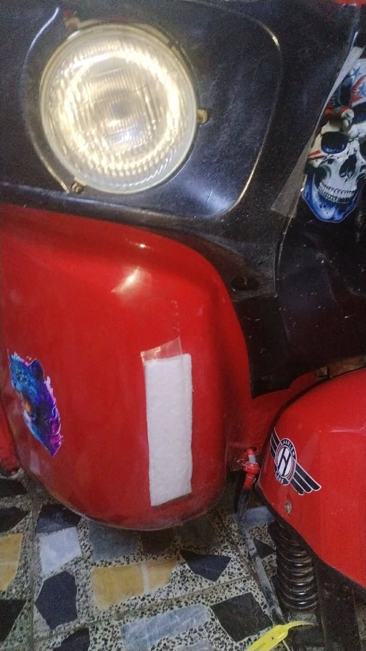 سلام عليكم تكتك للبيع موديل 2018 بيها مكينه 20 التكتك اوراق اصوليه السعر 4 وبيها مجال نضيفه اكثر ماتصور ***********
