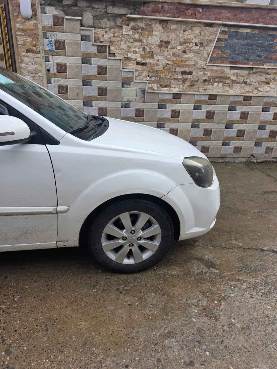 السلام عليكم
كيا ريو
موديل 2012 
الشرعيها موجود بل الموصل
سنويه 30
كابون
ضررها بوند و االجاملغ
السياره سلايت 
سياره فول
 مكينه 14
 عليها كم ملاحظه
سعر 93 بيها مجال
اتصل على كورك ***********
أسيا ***********
