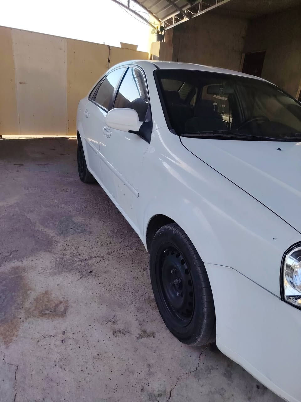 اوبتره 2013
كير اوتماتيك 

ماشيه 250kmقابل للزياده 

بيها قطعتين بدنه فوق لايت معدل بارد 

1 البوند كامل بدون دواخل 

2 شبر +شبر بل چاملغات الكدام 

شرعيها في موصل 

🔴سعر 73 مجال***********
