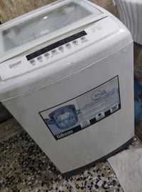 غسالة اوتوماتيك • مستخدمة • بغداد الشعب