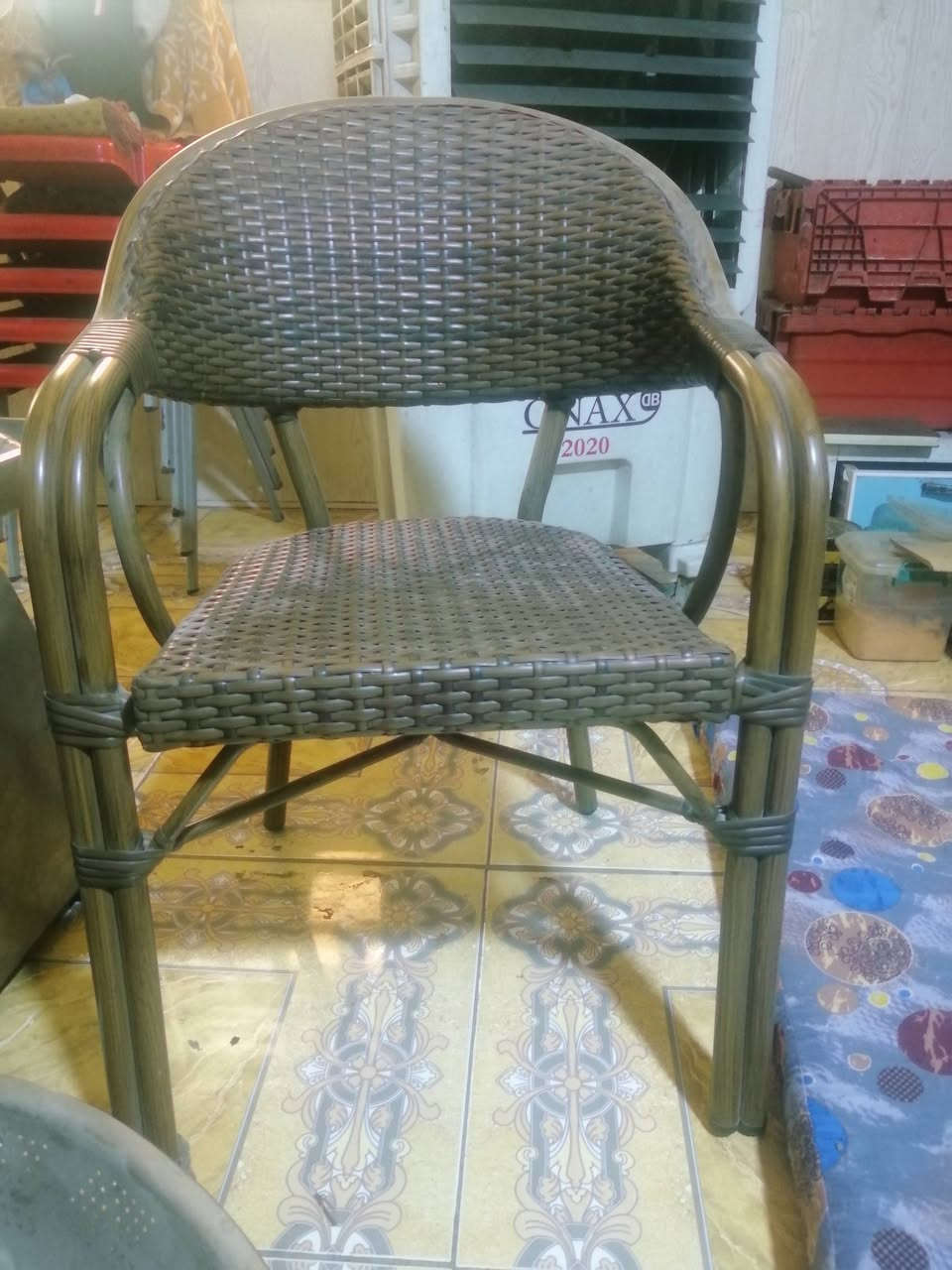فواصل بركر للبيع كراسي ثلاث أشكال للبيع للاستفسار *********** واتساب موجود
