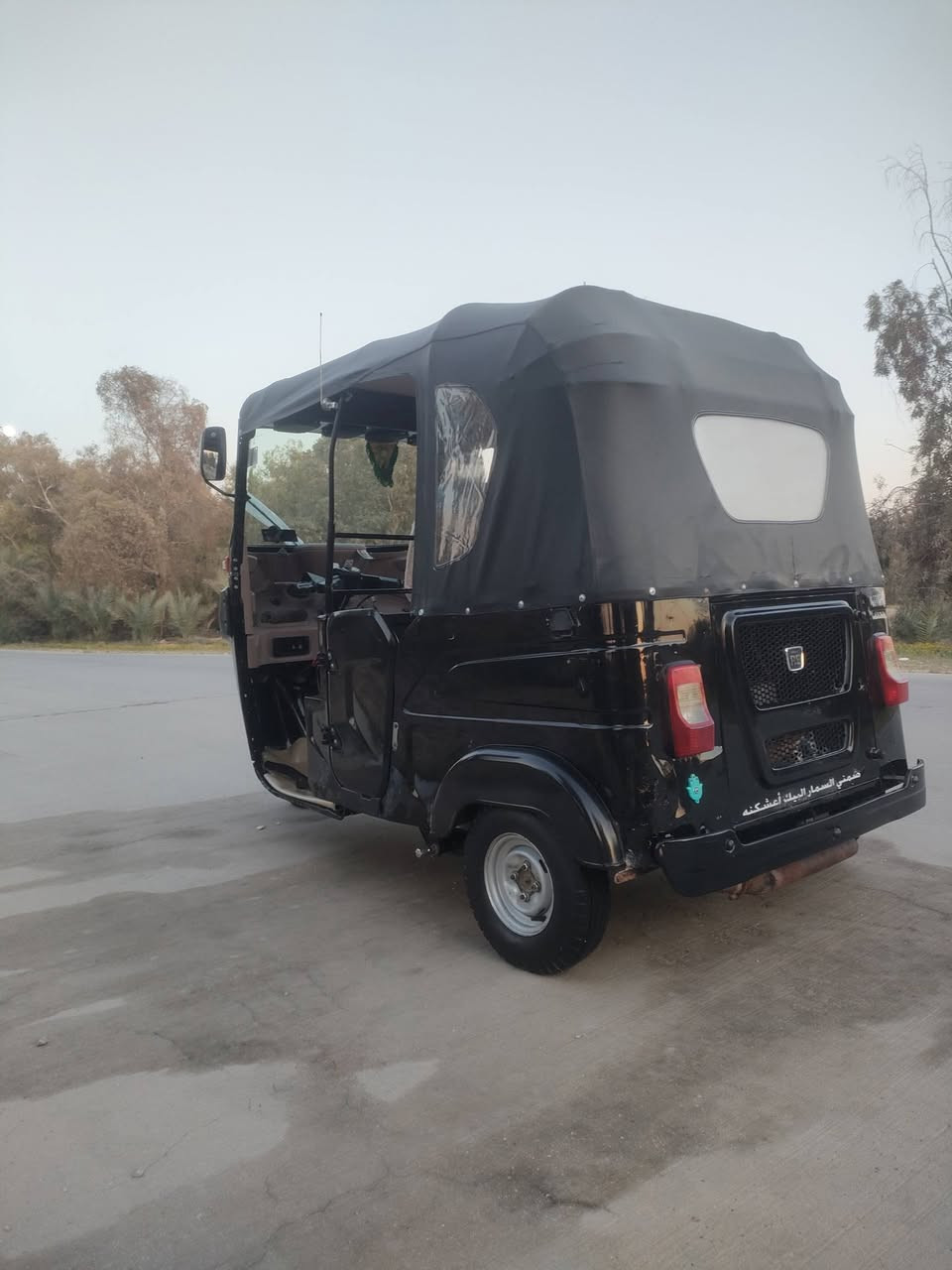 سلام عليكم تكتك للبيع موديل 22 شهر 9 كفاله عامه كشر ومكينه رقم انكليزي مداور ثاني  يوم رقم بابل داخله حته هزه يعني بس داور مكاني نجف خان النص رقم الهاتف *********** اتصل وبيك خير وتدلل
