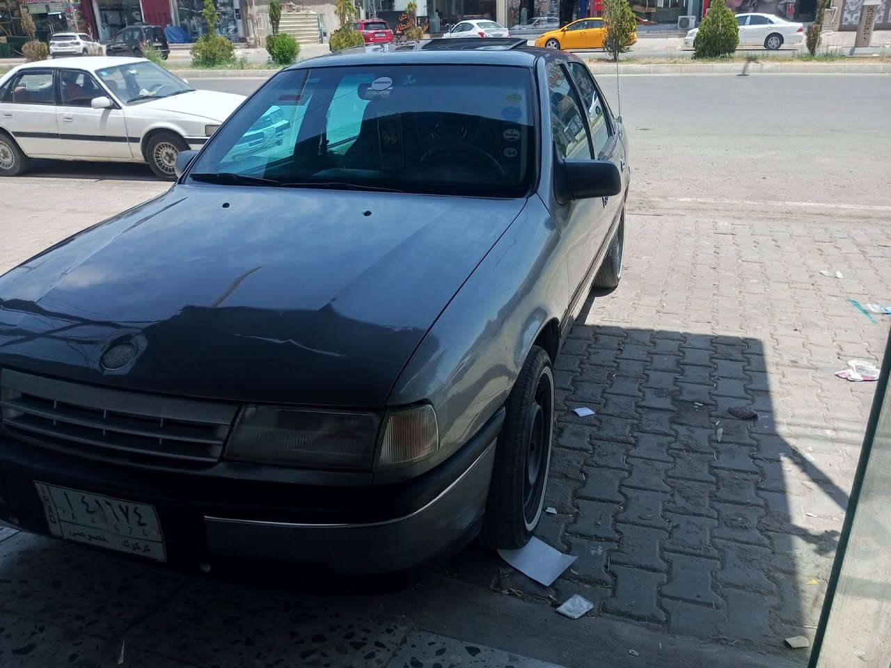 اوبل فيكترا موديل 92 محرك 18 رقم كركوك صبغ عام جماليه *********** سعر 36سياره معمر كامل
