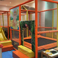 لعبه متاها و ترامبولين مستعمله نظيفه للبيع بغداد- 07717712599