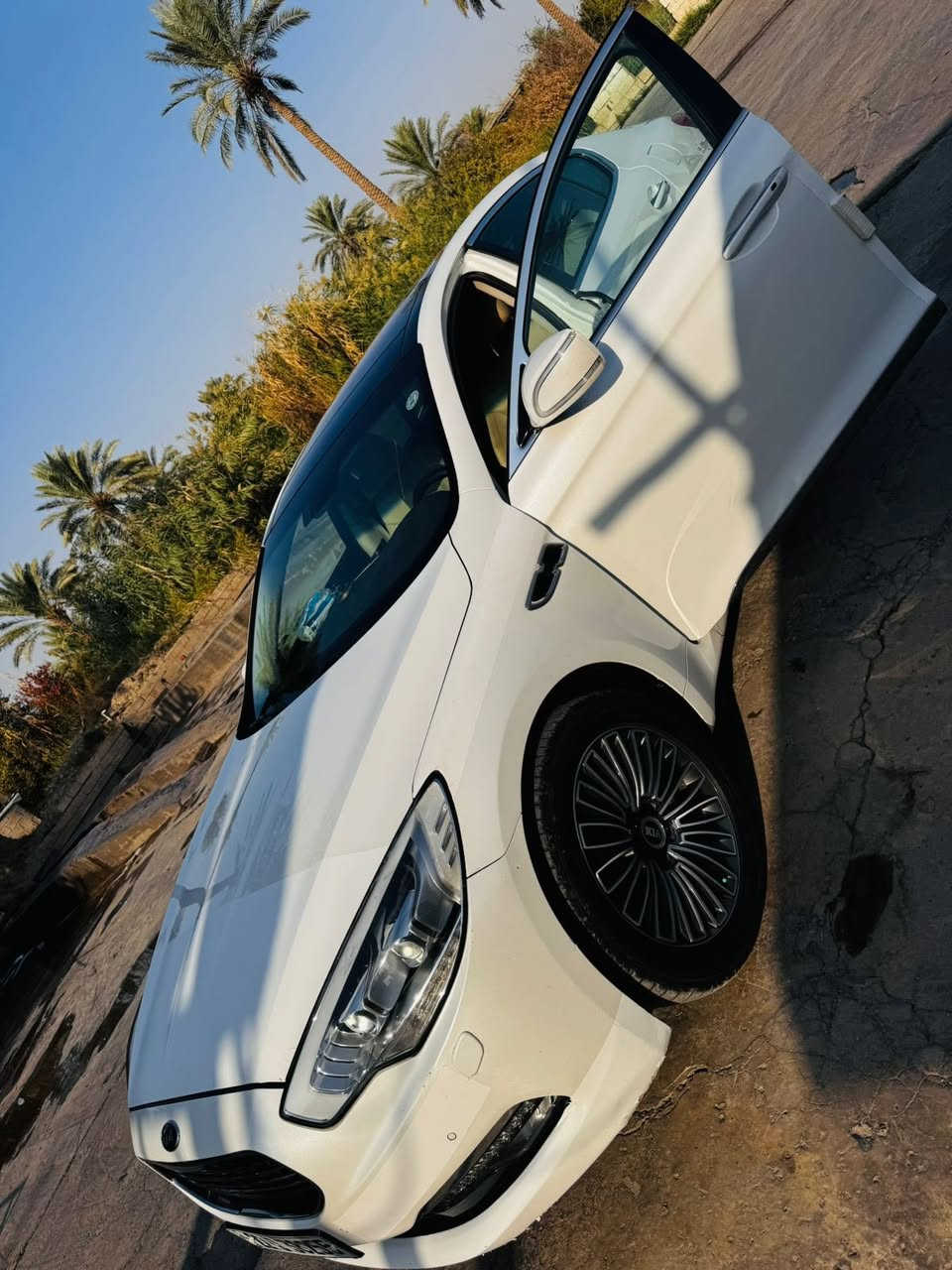 كيا كورس 2015 خليجي  

بيع فقط السعر 170$
مكفوله من صبغ  رقم اربيل جديد ب اسمي ماشيه 169  الف    محرك ٦  

مواصفات 
بنوراما
بصمه 
جلد 
كراسي كهرباء 
تدفئه  وتبريد مقاعد امامي وخلفي 
برده خلفيه كهرباء بردات جانبيه 
تحكمات مقاعد خلفيه 
سستم 14 سماعه
لدات امامي وخلفي 
لايت زنون
زراك لايت
محرك 6 سلندر 
كراسي ذاكره 
شاشه 
شاشه اعطال 
تحكمات ستيرن فول
اربعه انضمه قياده
اوتو هولد
سايد بريك دكمه 
حساسات امامي وخلفي 
خمس بصمات
ماوس 
وباقي المواصفات المعروفه

سياره حيل جديده اي نقص مابيه كير ومحرك مكفول
ملاحظة التواصل فقط على الرقم 

مكانه صلاح الدين بلد  ***********
