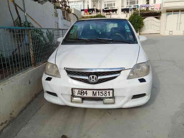 هۆندا 2007کیرو مه کینه ی بۆر تۆنی له سه ره سه یاره که زۆر تو ندو تۆ له جوار تا یه ی لۆ کی یه ک هه فته یه بۆ به سترا وه کاره با ی کامل یشده کات زۆر بیمه سرو فه مالی تۆ سته ته نیا که میک بو خار ی هه یه   نا و نیشان را نیه نر خی ۱۷ که لا مجالی کی که م  زماره ی خا وه نی *********** رانية
