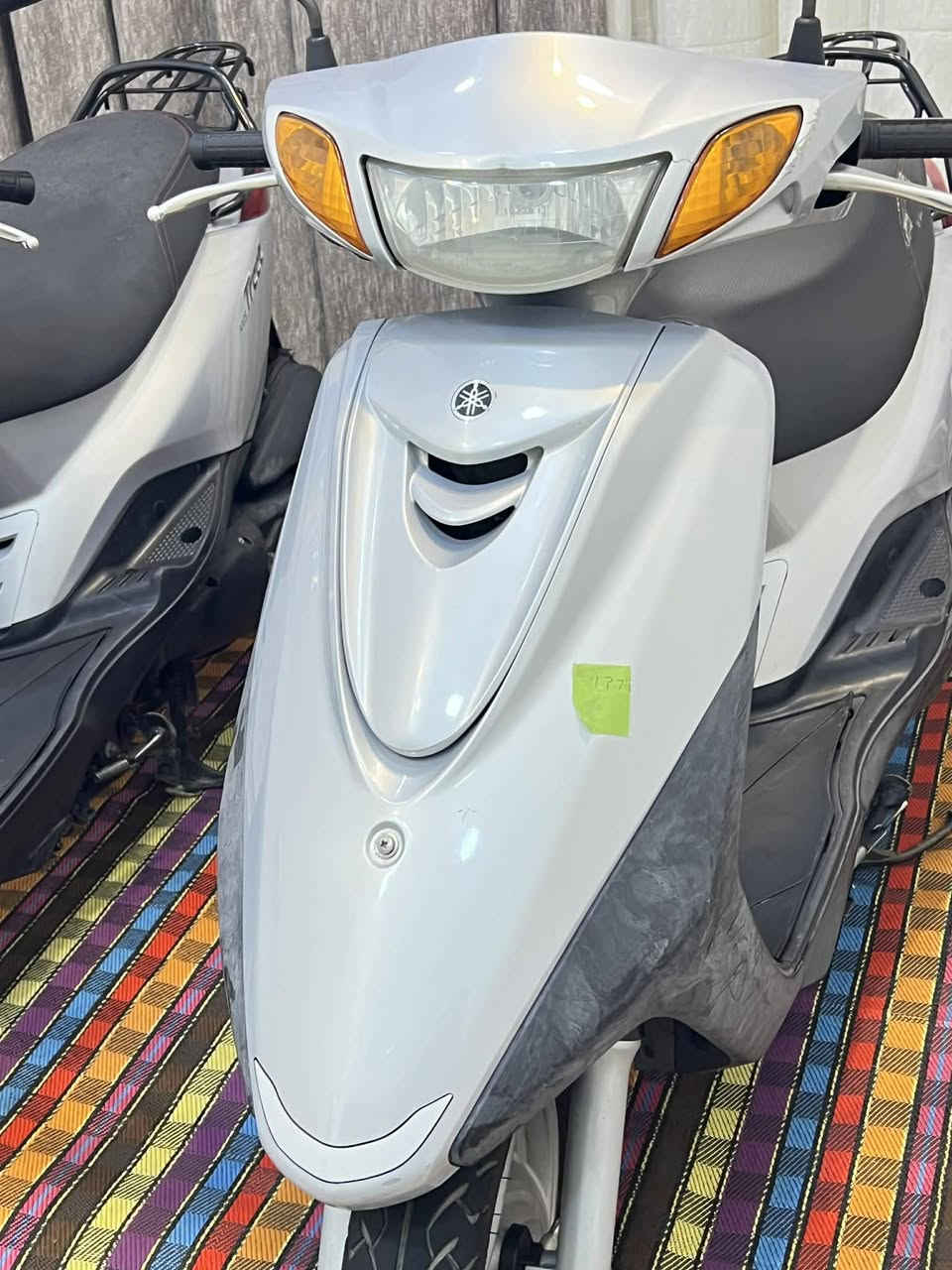 سلام عليكم اكززات وكاله يعني جدد بمعنى الكلمه مكاين بلجيس كفرات اصليه وحده بيهن ستان  حساس سعر الوحده مليون وربع مكاني بغداد شراي يخابر ***********
