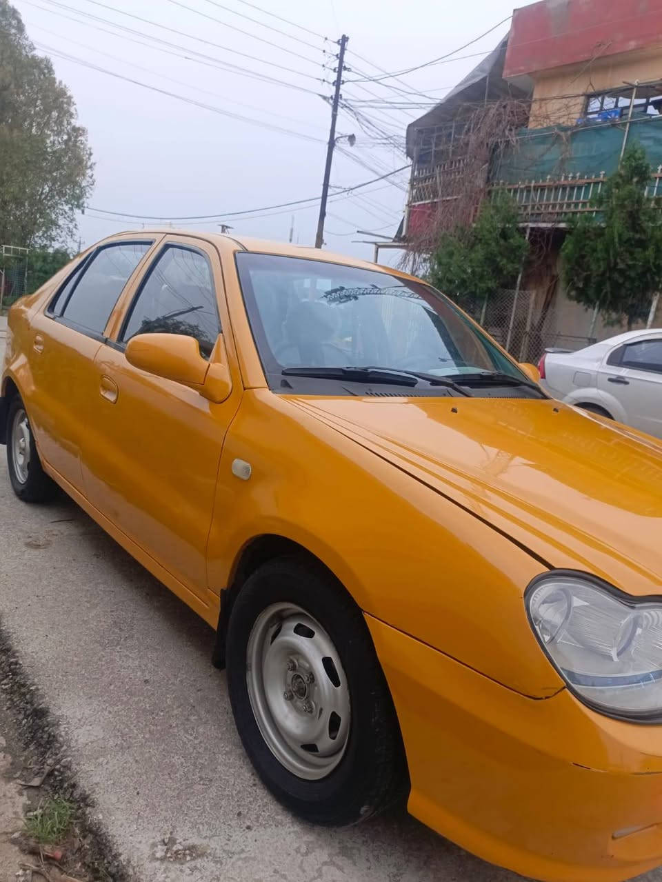 السلام عليكم سيكي للبيع موديل 2013 كصه جديده صبغ احزام للجماليه سعر 43 وبيها مجال ***********.  ***********
