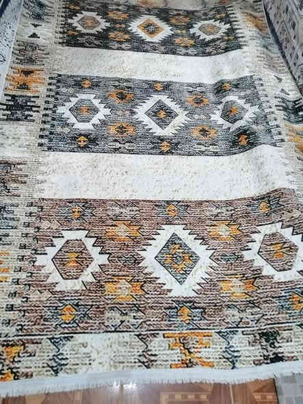 كلاودي   قياس 200*290
 نقشات مودرن
العنوان الانبار هيت شارع الجري مجاور مرطبات
للاستفسار مراسله الصفحه او الاتصال بالرقم ***********
