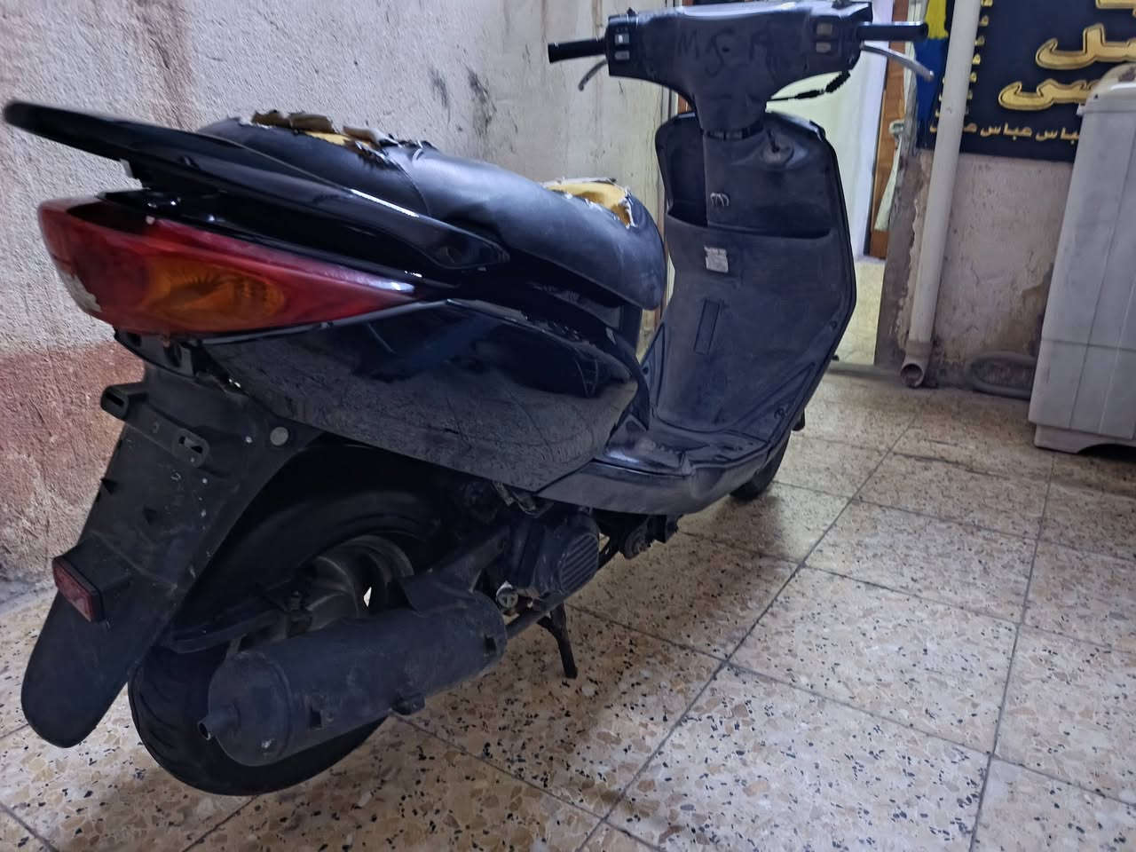 سلام عليكم بريز كفرات اصلي ختم واحد من الطول لطول مكينة مامفتوحة كابريتر بلادي اوراق كامله قفل ستيرن قفل صندوك مكاني بغداد الحسينية *********** السعر 500 وبيها مجال
