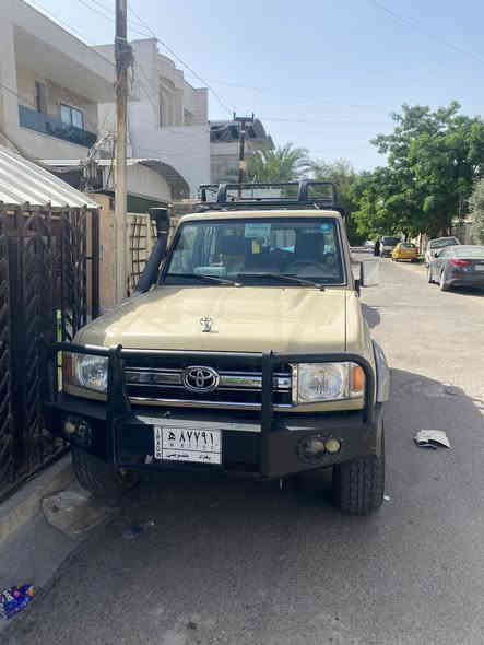 السلام عليكم تيوتا لاندكروز حوثي موديل ٢٠١٣ 
مكينة ٦ سلندر ٤٠٠٠ بانزين
تانكي واحد ١٢٠ لتر 
رقم بغداد باسمي تحويل باي وقت 
مكفولة مابيه قطعة صبغ والسونارات القديمة موجودة گير مكينة بلادي

سعر ٢٥,٠٠٠$ وبيه مجال للشراي 
***********
