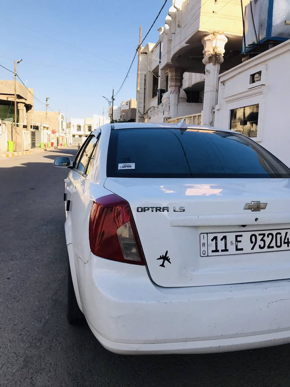 سلام عليكم سياره نوع اوبترا موديل12سياره نضيفه مكفوله فقط بيه (بارد) تبريده ثلج  واحله من الصور مانقصه كلشي استفسار اتصل ع رقم***********
