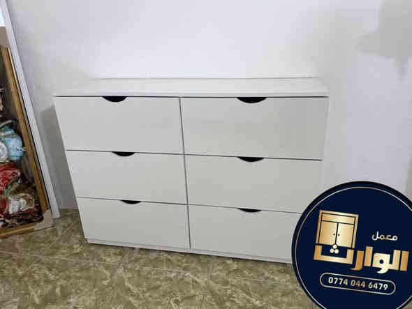 تصميم غرفة نفر باللون الأبيض ✨
فكرة بسيطة.. تنفيذ أنيق.. والنتيجة مساحة مريحة تشبه الهدوء نفسه 🤍

للتواصل والاستفسار : ***********
