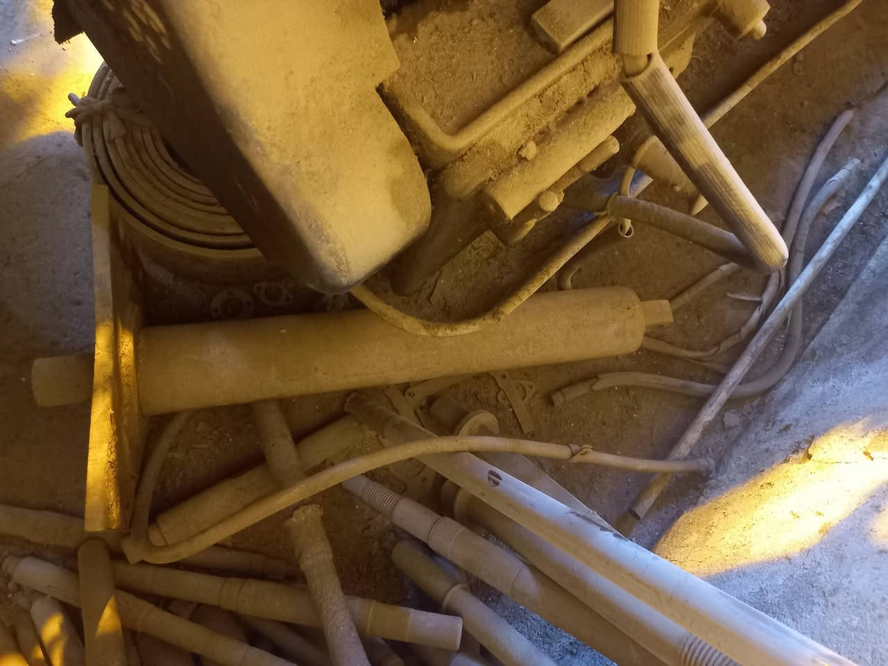 سلام عليكم حبايب
تورنه نكليزيه و فريس ورايمر للبيع 
عنوان الديوانيه غماس رقم مبايلي
سيد محمد ***********
