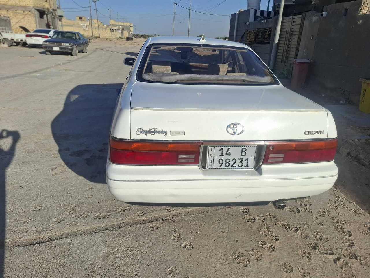 للبيع: تويوتا كراون (بطة فصل)
مشروع وطني رقم البصرة
السنوية: لغاية 2028.
الهزة: لغاية الشهر الثالث / 2027.
بطة فصل، مكفولة أصوليات وعيب شرعي، بسمي، رقم إنكليزي.
المحرك: 2500 ديلكو.
المواصفات:
تخم تايرات حدادية.
كاردان جديد.
مراوح ستارك إضافية عدد (2).
أدامة كاملة لمنظومة البنزين.
راديتر ماء جديد.
بطارية جديدة.
مصطرة نوزلات جديدة (حاوية).
بلكات أصلية جديدة.
تخم وايرات جديد.
جميع الكهربائيات شغالة من الطول للطول.
الأربع جامات تصعد وتنزل بدون أي مشاكل.
النقص فقط:
راديتر التبريد.
تعبئة غاز التبريد.
وهذا الشي أتحمله بالكامل، والله شاهد على كلامي.
السعر: 52 ورقة (قابل للتفاوض بالمعقول).
الموقع: الشطرة.
للتواصل (واتساب أو اتصال): ***********
