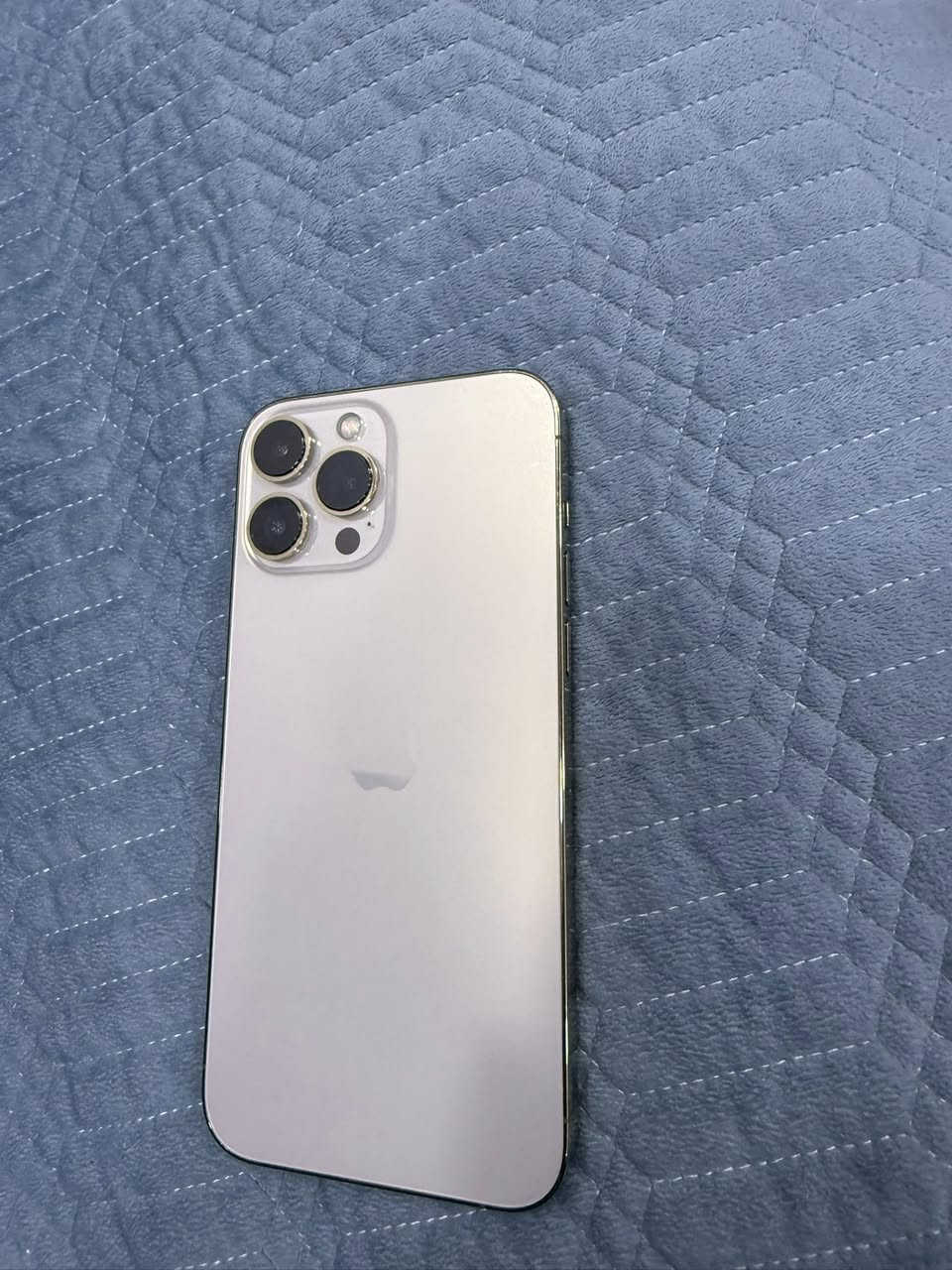 13 برو ماكس عربي شرق اوسط 128 مكان بغداد زعفرانيه ملاحظه بي مشكله زغيره وسهل حلهة 625 
***********
