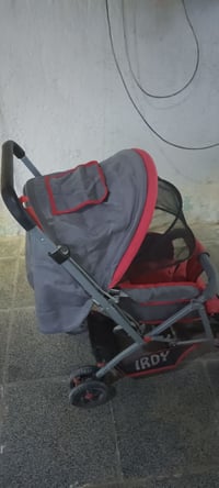 عربانة اطفال • استخدام قليل • نظيفة