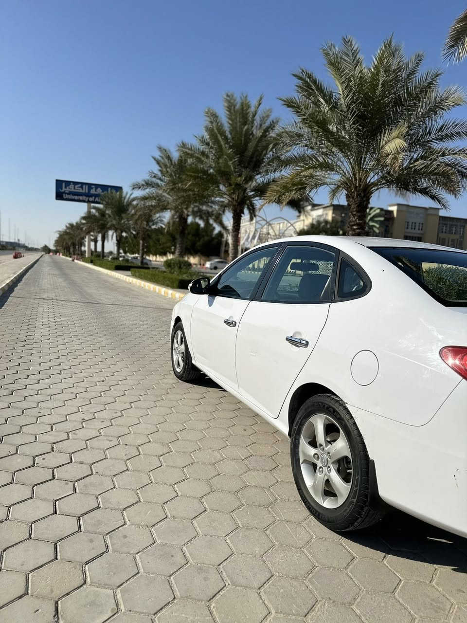 سلام عليكم النتره 2011  للبيع سياره جاهزه من كل نواحي تبريد حداديه كير مكينه سياره جديده بمعنى الكلمه واستخدام شخصي سياره بيها صبغ. فقط گصت البنيد ونص جاملغ امامي بدون فتح بدون تبديل شرط بدون. واخل برغي من داخل لوتعديل بيها ترجع سياره ومنززلكم فيديو بداخل لمنشور شوفو عنواني نجف السعر 107 بيها شويه مجال ***********
