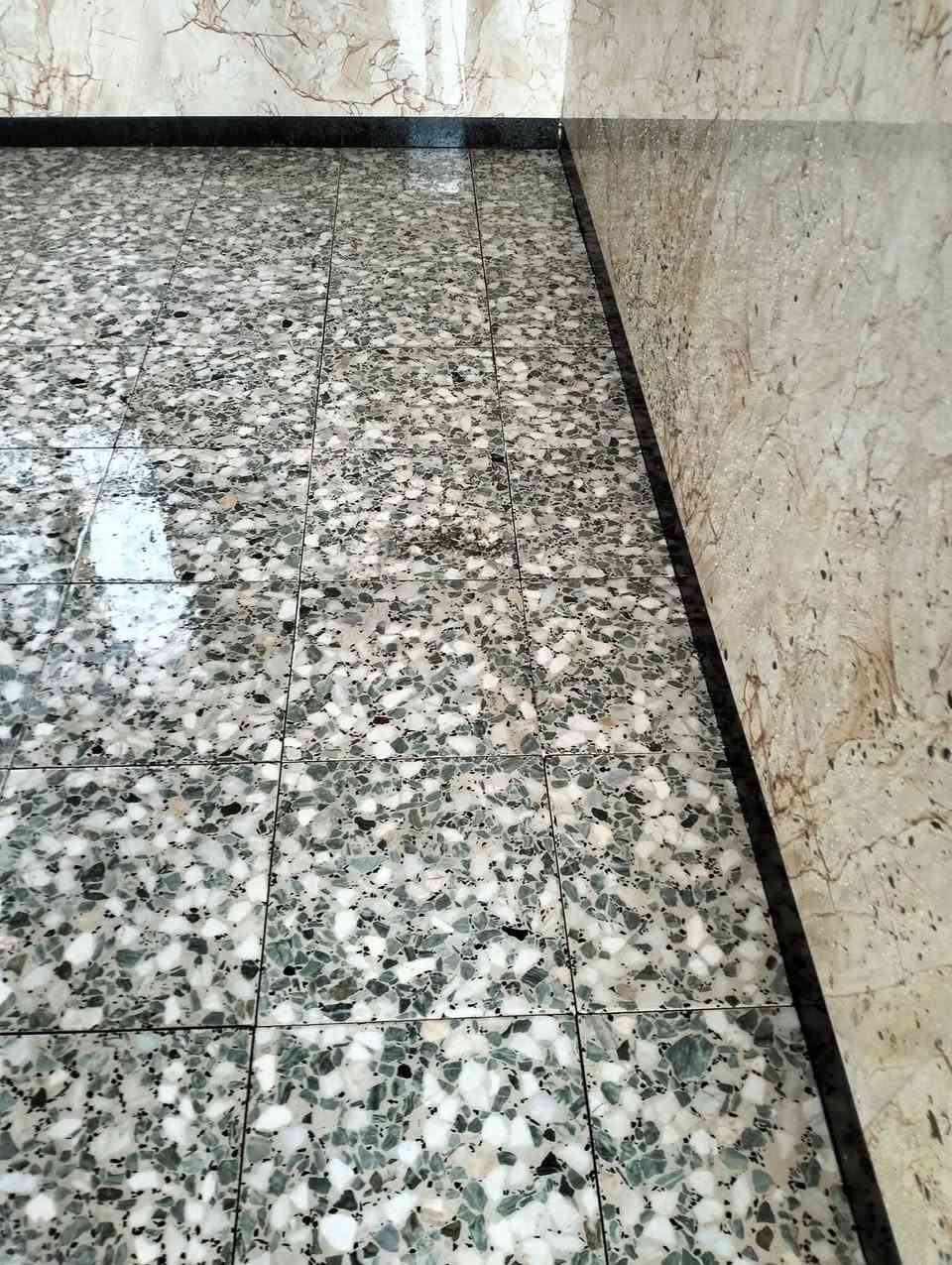 بسم الله الرحمن الرحيم...
خلفه سيراميك متفرغ حالياً..
شغل درجه اواله 
للتواصل معنا ***********.. وتساب مفتوح 24ساعه 
ومن الله التوفيق للجميع..
