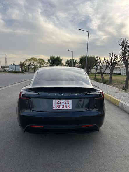 Tesla Model 3 Highland 2024
Rwd single motor 
14,500 mile / 24,000 km
قطعة وحدة صبغ جاملغ خلفي جهة راكب فقط 
ايرباك تكمه وكشن فقط 
بدون دواخل بدون شاصي 
السيارة جاهزة كهرباء وميكانيك وگشر وبرمجيات كاملة   ودخول جديد وما تحتاج مصرف ابد فقط كفرات ويل و كفر دعامية الصغير يطلعون كامل ٤٠ الف دينار 

بطارية 450 كيلو تمشي بالشحنه الوحدة
المواصفات الي بيها ماتخلص  مثل ما موضح بالصور والفديوات وتختلف اختلاف جبير عن الشكل القديم من المواصفات للعزل وللمشي والشكل والمتانه والجودة
اونلاين السيارة و مكانها اربيل ورقمها مجاني فقط معاملات رسوم 
23,300$ وبيها مجال للشراي 
***********
