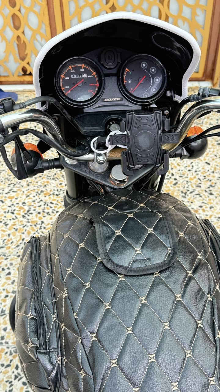 مديل 2023 (رقم وسنويه )

الرقم القديم بس اداور يتحول جديد راعيها موجود وتحويل يمته ماتريد الدراجه نضيفه بشكل ورزنا  المحرك 5 نمر الدراجه ما متعوبه ونضافتها شوفت عينك تجي تكلب الدراجه شوفها 

ملاحظه المحرك بدايت تبخير المحرك ابد ما مفتوح برغي ما مفتوح بي بس هسه بدايت تبخير صار بيها وخفيفه كلش تروح وتجي العنوان البصره حمدان شارع المركز

اليريد يتفضل خاص واتساب (***********)

السعر2300 وبيها مجال للطيبين
