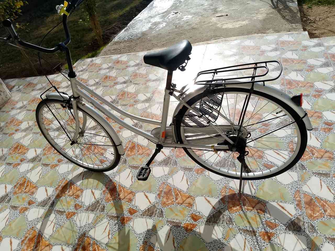 السلام عليكم شباب باسكل لبيع حجم 26 المكان بابل الهاشميه السعر 120او بي مجال قليل لستفسار خاص او الاتصال على الرقم ***********
