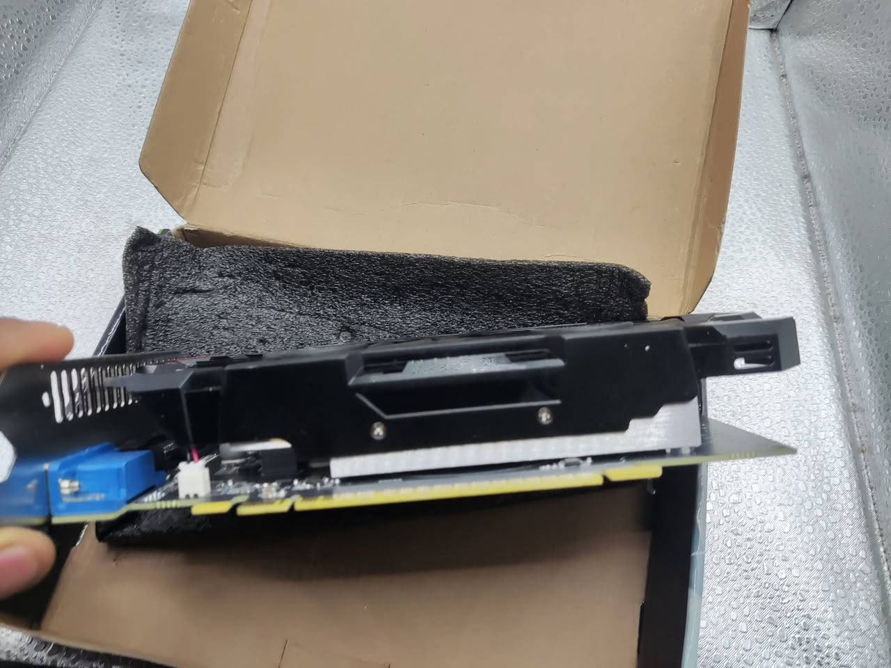 GTX750 4GB. DDR5 128 BIT 
شكد يسوه   (لبيع )


**إذا كنت صاحب هذا الإعلان وتريد حذفه لأي سبب، رجاءا أرسل رسالة إلى الدعم الفني**