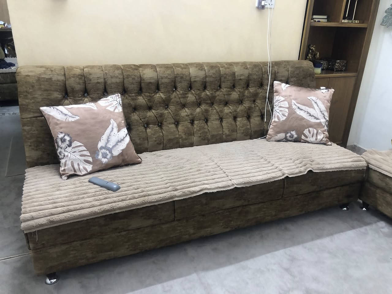 سلام عليكم تخم للبيع مستعمل بس نظيف السعر ٨٥٠ شغل عراقي العنوان شارع فلسطين حي النيل


**إذا كنت صاحب هذا الإعلان وتريد حذفه لأي سبب، رجاءا أرسل رسالة إلى الدعم الفني**