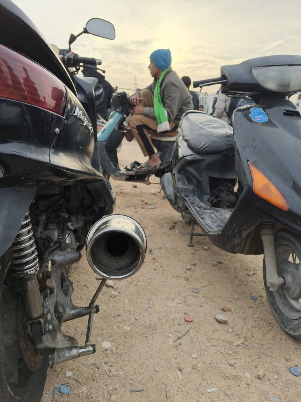 ماجسته مدفوع كمىرك ومعاملتها كامله باقي بس الاستلام لوحه وسنويه مكان نجف *********** سعر 900وبيها مجال
