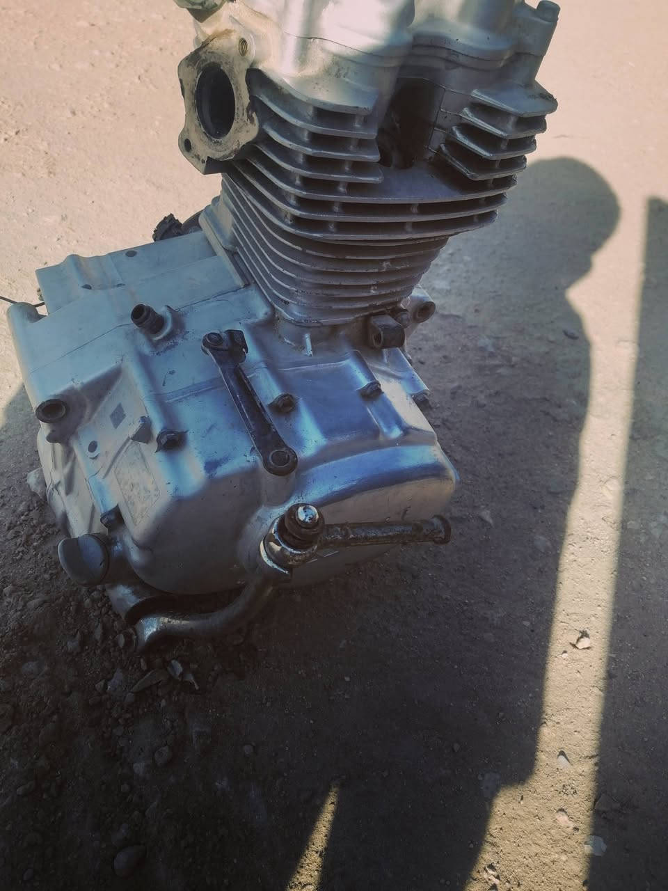 السلام عليكم محرك نامه للبيع مفتوح مره وحده شغال   ***********
