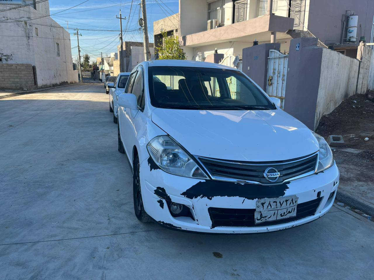 نیسان فیرسا ٢٠١١ 
سبوغ عام گێر و مەکینە بە شەرت 
گێر تۆماتیک
جام کارەبای 
تحدید سورعە 
شاشە ئایپاد
تەبریدی دەرەجە یەک 
ویلکەپ
مەکینە ٢٠ شەرمەزارت ناکا لەگەل سلف تەبرید پێکە 
غەرامەی لەسەرە لەگەل فرۆشتن سافی دەکەم 
تکایە ئەگەر موشتەری نی نامە مەنێرە 
75 وەرەقە و مەجالیشی تێدایە 
ژمارەی مۆبایل *********** أربيل, العراق
