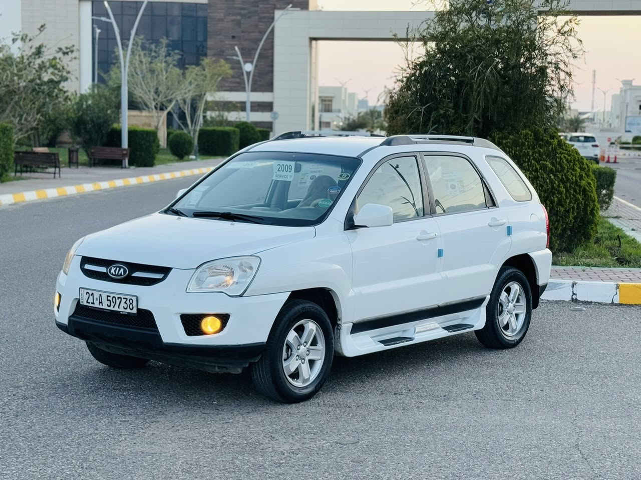 للبيع...نقد فقط  اعتذر عن الاقساط
بسعر 115$وبيه مجال بسيط
سبورتج 2009خليجي ابيض ثلجي 

رقم سليمانيه دولي سنويه وهزه كلها جديده 
شرط التحويل والغرامات 
✳️محرك 2000/دوش شرط لاتبخير ولاتنقيص 
✳️كير اتوماتيك بدون اي عيب مال بيت"
تدفئة /تبريد/كهربائيات/صدر/تايرات/كلها مكفوله 

🚘سياره جاهزه شرط برغي ما ناقصها Ⓜ️
✅سياره بيها ربع بالبونيد اثر نكراش فقط بدون اي حادث السونار مع الصور Ⓜ️

السعر 115$💸

تايرات 4️⃣ جديدة 🆕 
صدر امامي خلفي كلا جديد 🆕 
مكان السيارة صلاح الدين تكريت الديوم
رجاءً ما أقفل سعر بالتلفون تعال وتدلل 

للاستفسار***********
08719807351
