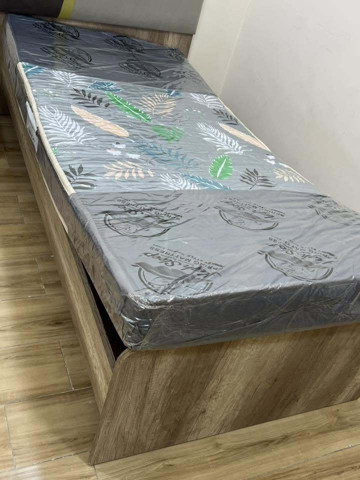 دواشك عدد2
قياس 200*90 
السمك15 
السعر 35 قفل 

‭***********‬
