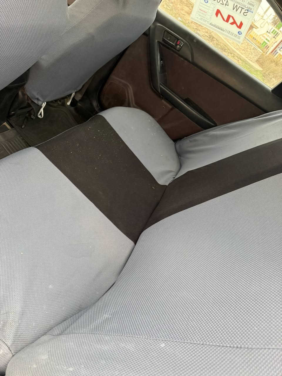 سياره كيا فورتي موديل 2010كامله مابيها اي نقص فول مواصفات داخل ماروني اسود صبغ حزام للجماليه عندي صورها قبل الصبغ حادثها جامرلغ امامي الصفحه اليسرى مكينه 2000 دوش نقص غاز تبريد تخم تاير فتحه أساير مري تحكم ستيرن سياره كامله من كل النواقص السعر 85 وبيها مجال السياره باسمنه الرقم مالتها مميز العنوان ديالى كنعان يم السيطره دخوليه كنعان الرقم ***********
