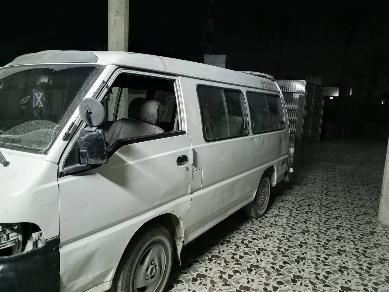 السلام عليكم هواندي 1998كير واكسن وتخم تاير وصدر وره وكدام عوزها دوشمه الصدر بس وعوزها جنطه والمكينه بيها اسمن خيط بخار + تاخذ رقم مصطره بس الشراي تاخذها صفر السعر 60 العنوان الانبار الرمادي الاستفسار ***********
