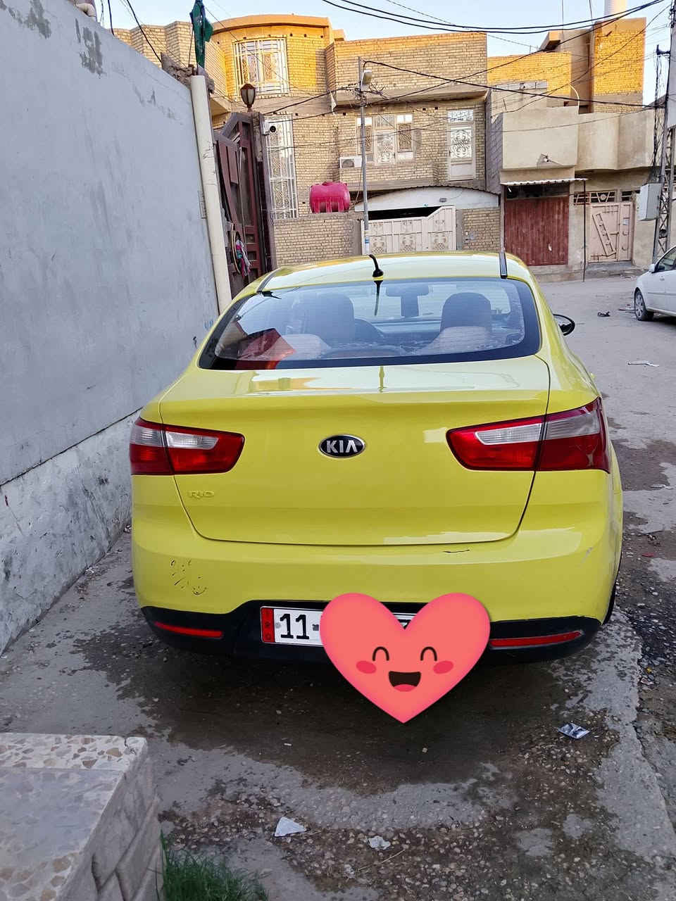 سياره كيه ريو موديل 2015 رقم بغداد مكفوله كفاله عامه مكينه 1600 وارد خليجي سعرهه 88 وبيها مجال مكاني كربلاء للتواصل ***********
