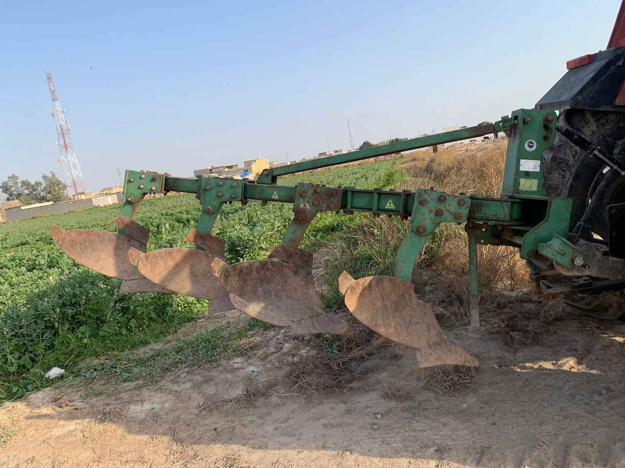 السلام عليكم فدان حجم 14 تركي (ايدن) لبيع مكفول جاهز للكراب للاستفسار اتصال ***********
