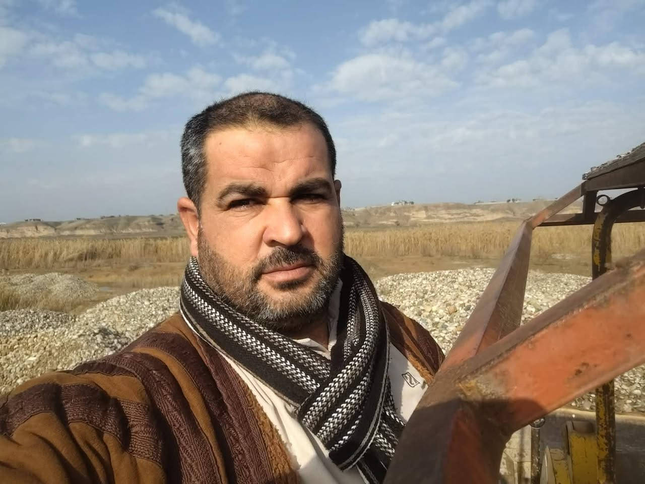 السلام عليكم يوجد قلابه لنقل الحصول والرمل ودفن الاساسات وايضآ يوجد اتراب حاوي الايح وبأسعار مناسبه والاستفسار اكثر اتصل وتدلل 
***********
***********

وحياكم الله الجميع
