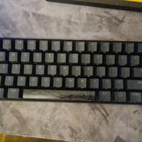 شاشة 1080p 60Hz • هايبر اكس Alloy60 • جوستيك GameSir KaleidFlux