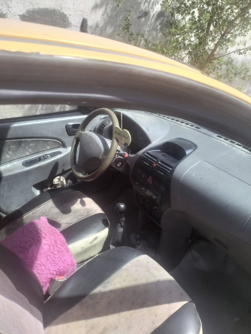 طيبه البيع موديل 15 محرك كايم يعني عوسه محرك ما تمشي سياره اكفلك كير ولباغي شوف العين تجي شوفه وبيك خير ودلل سعر 25 ورغه     وبخدمت شراي هاذ  رغمي 
***********
