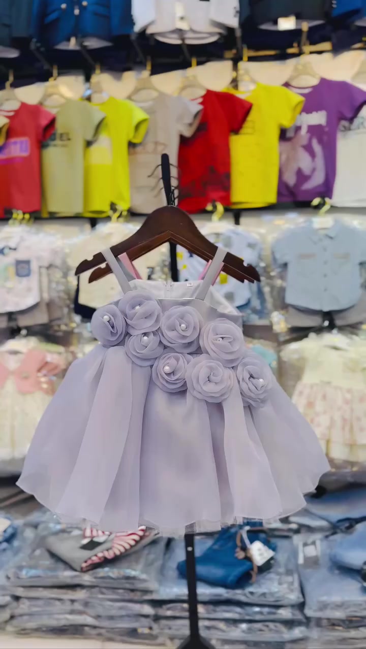 فستان اعراس 
قياس سنه لحد ٤ سنوات 
العنوان ديالى المقداديه حي المعلمين قرب صيدليه الهلال الطابق الارضي يوجد خدمه توصيل ديالى وجميع المحافظات


**إذا كنت صاحب هذا الإعلان وتريد حذفه لأي سبب، رجاءا أرسل رسالة إلى الدعم الفني**