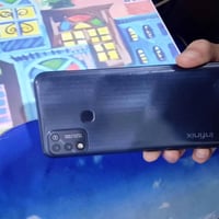 انفنكس هوت ١١ • ١٢٨ • شاشة مكسورة