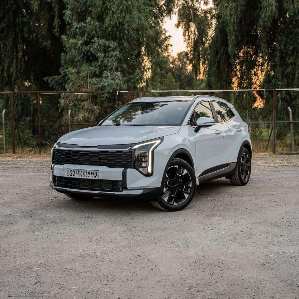 كيا سبورتج 2026 لون ابيض خليجي
وكالة نيم ضمان اكدال 5 سنوات
 ماشية 8 الاف كيلو فقط بحالة الوكالة 

فول موصفات قماره حديد 

رقم اربيل بأسمي تحويل مباشر 
المواصفات 
بصمة 
تشغيل عن بعد 
حساسات امامي خلفي
كامرا دوارة
صندوق كهربائي 
ويل 19
كشنات كهرباء 
كشنات تدفئة 
داخل بيجي
سايد بريك كهرباء 
مانع انزلاق
ABS
اوتو هولد
مودات قيادة3
شاشة الحجم الكبير متصله

مكان السيارة الكرخ
للاستفسار ***********
السعر 243 وبيه مجال
