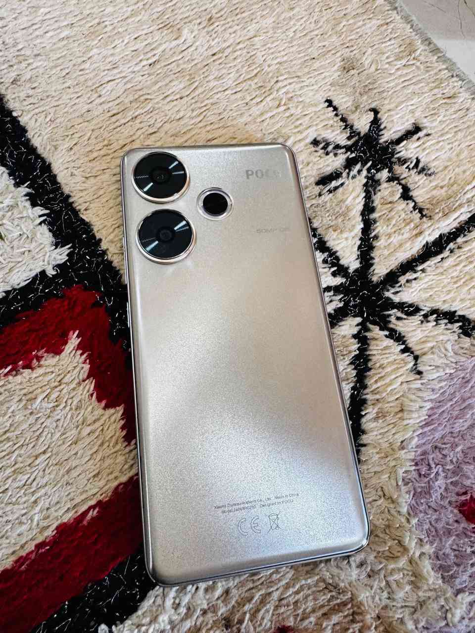 السلام عليكم
بوكو الجهاز الجبار بوكو f6
 ذاكره 512 مكفول كفاله من كلشي ما نقصه شي ملحقاته شاحنه. 
رقمي ***********
مراوس أو بيع
