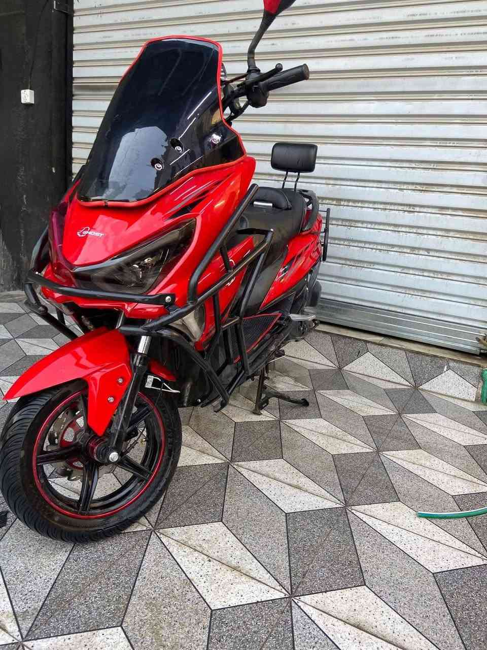 سلام عليكم دراجه اوتماتيك لبيع دارجه فول نضافه600وبيه مجال ***********
