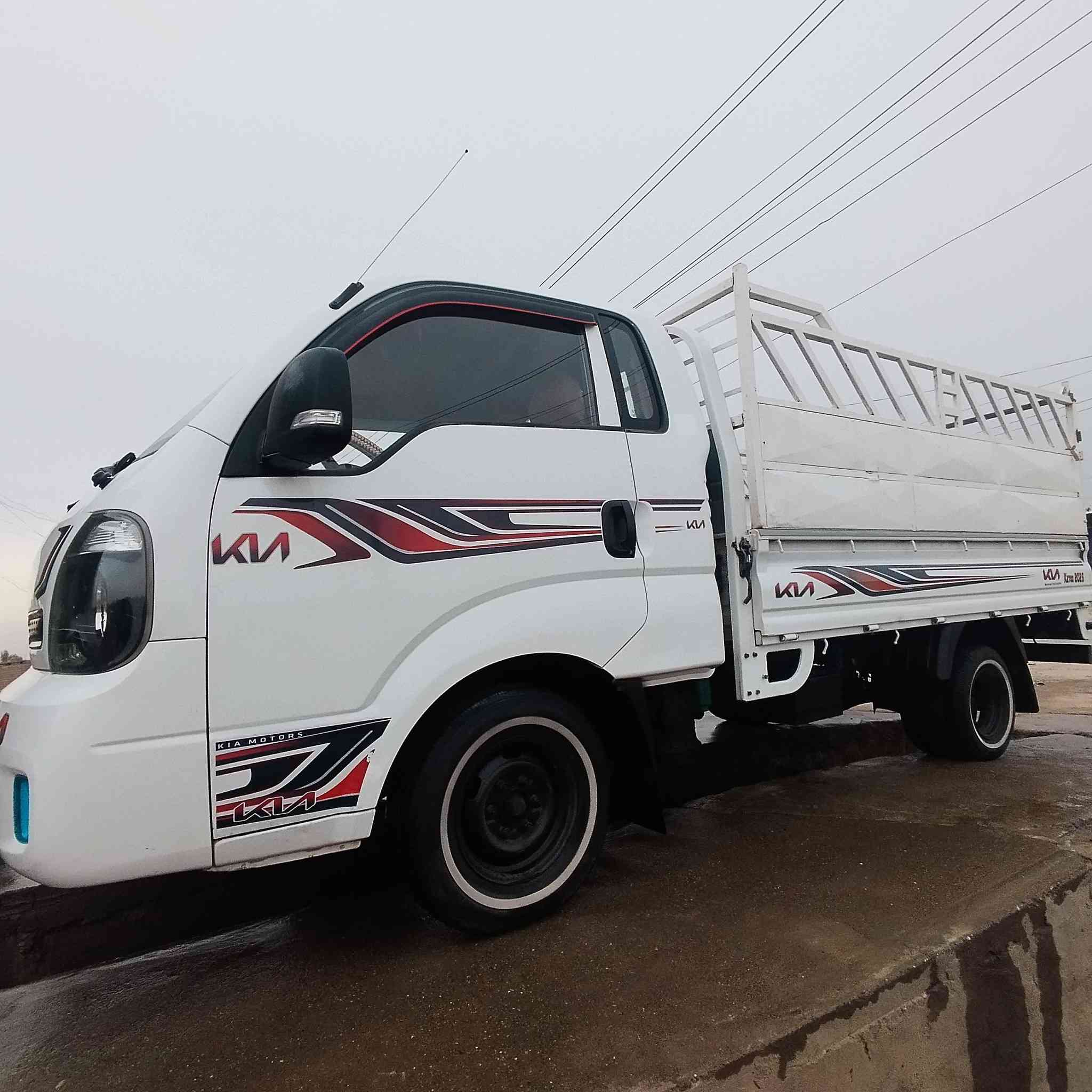 اقرأ المنشور قبل لاتخابرني يرحم والديك
كيه موديل 2019
رقم بغداد دولي مسطره مشروع وطني وين ما يعجبك احولك اني صاحبها الشرعي ما ابيع وكاله بس تحويل
كير محرك شاصي صدر بور تواير وايرمنيه كلها شرط
  بيها طخات بالبنيد بدون دواخل سنويه لل 29
سعرها( 125) وبيها مجال شي قليل مكاني ناحيه القياره قريه العوسجه
***********
